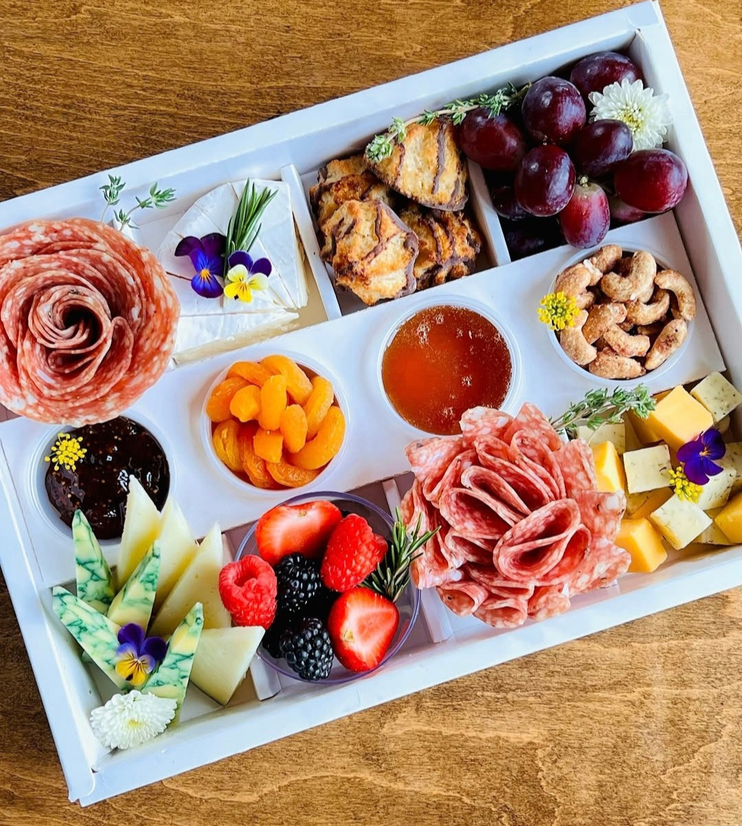 charcuterie box style 1